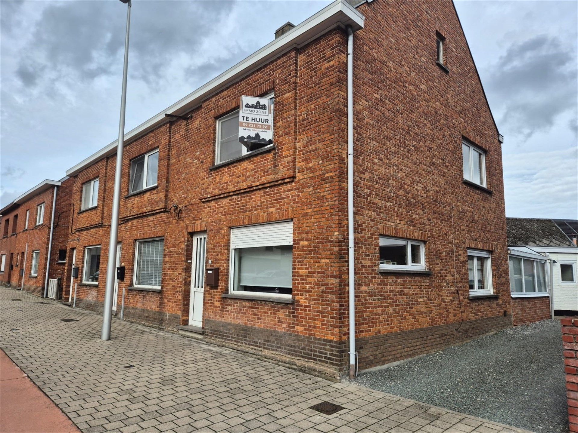 Knusse woning met tuin en garage.  foto 28