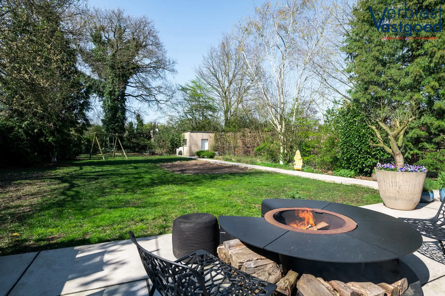 Exclusieve en lichtrijke villa met tuin op toplocatie foto 16