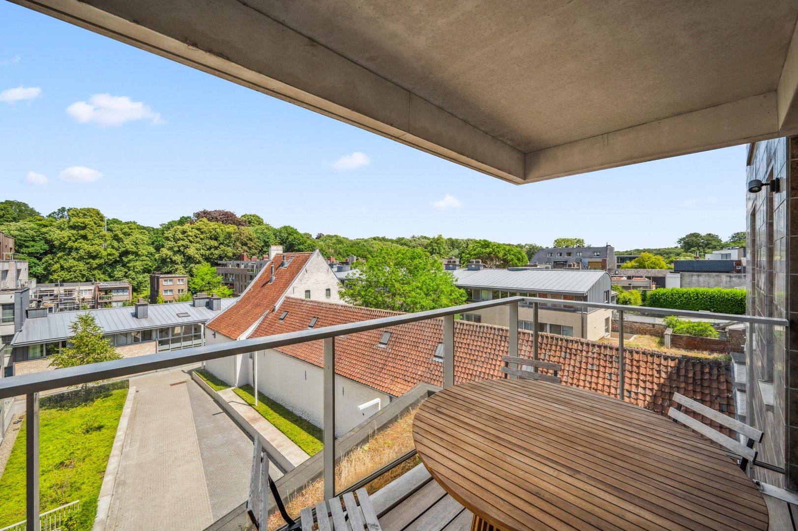 Modern 1-slaapkamerappartement met terras, EPC A én onmiddellijk rendement – Residentie Casalta, Tervuren foto {{pictureIndex}}