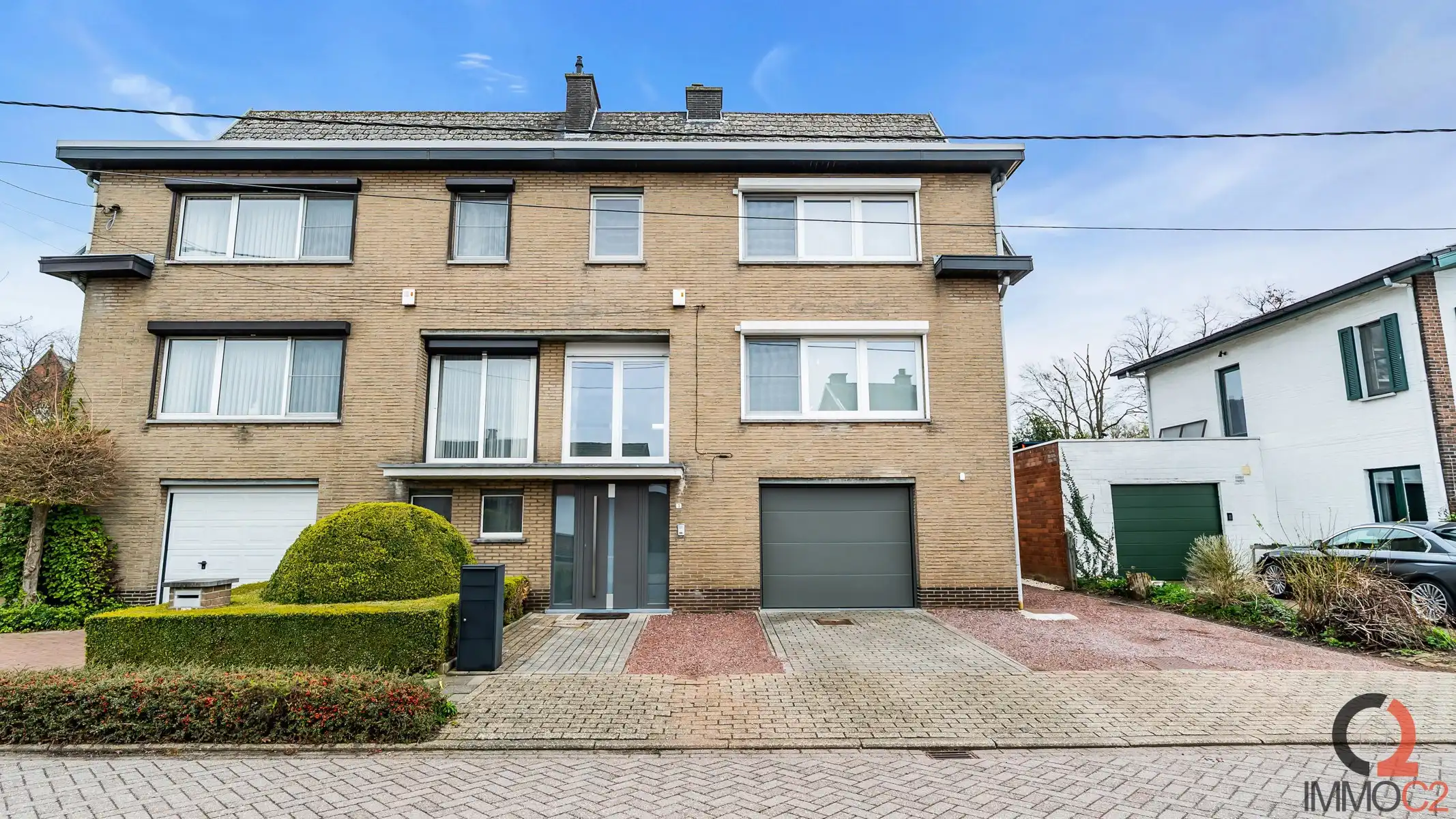 Huis te koop foto {{pictureIndex}}