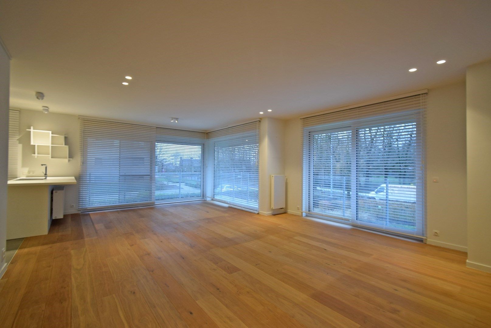 Luxueus afgewerkt hoekappartement te Rumbeke foto 4