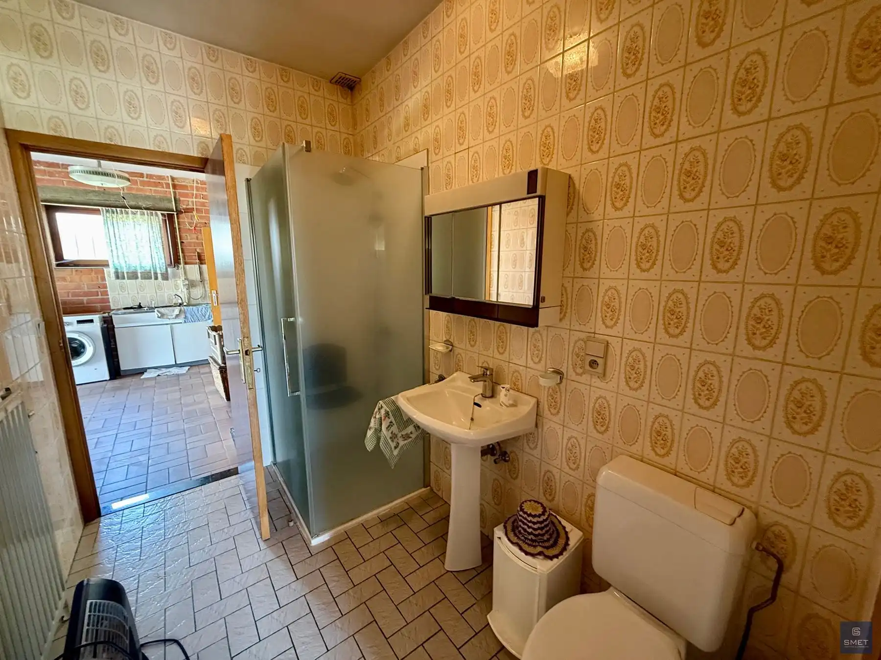 TE RENOVEREN BUNGALOW MET 2 SLPKS EN GARAGE foto 11