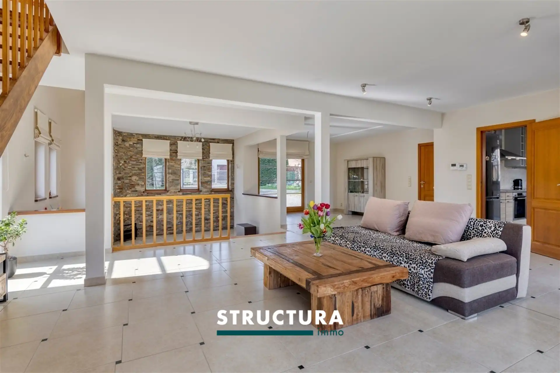 Instapklare villa met 4 slaapkamers, grote tuin en absolute privacy foto 10