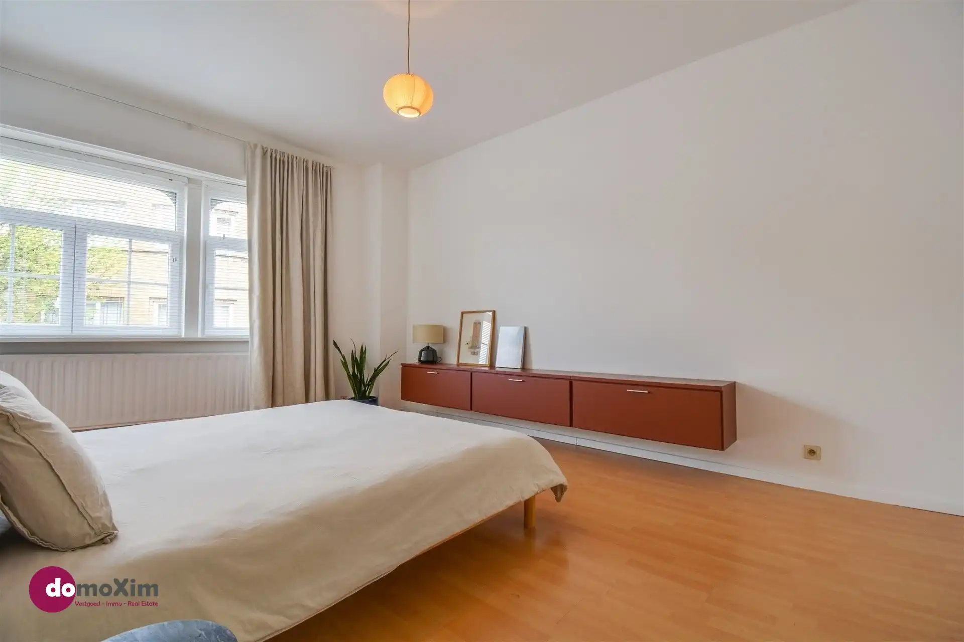 Gerenoveerde woning met vier slaapkamers in Mechelen foto 16