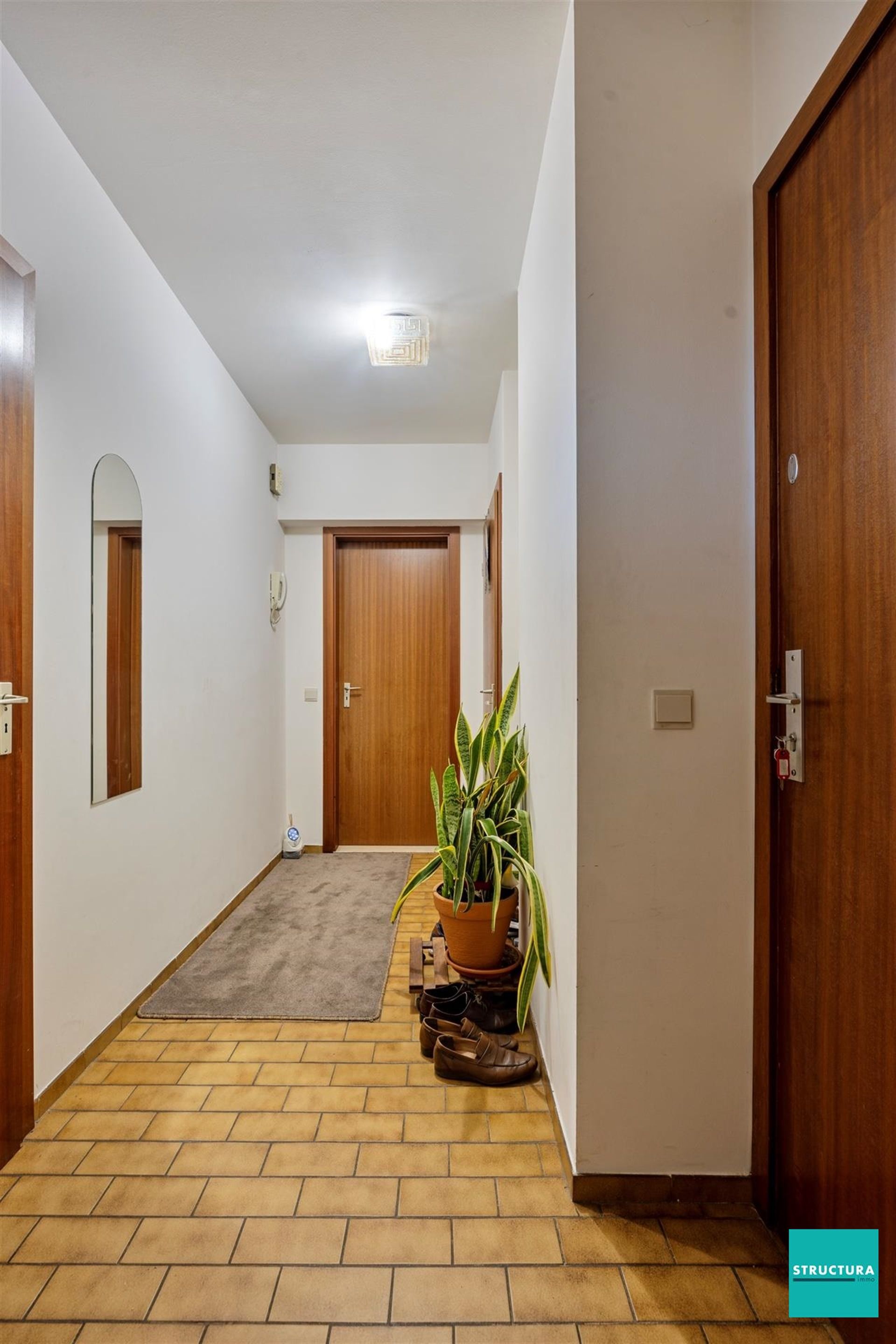 Appartement met 3 ruime kamers en garage foto 3