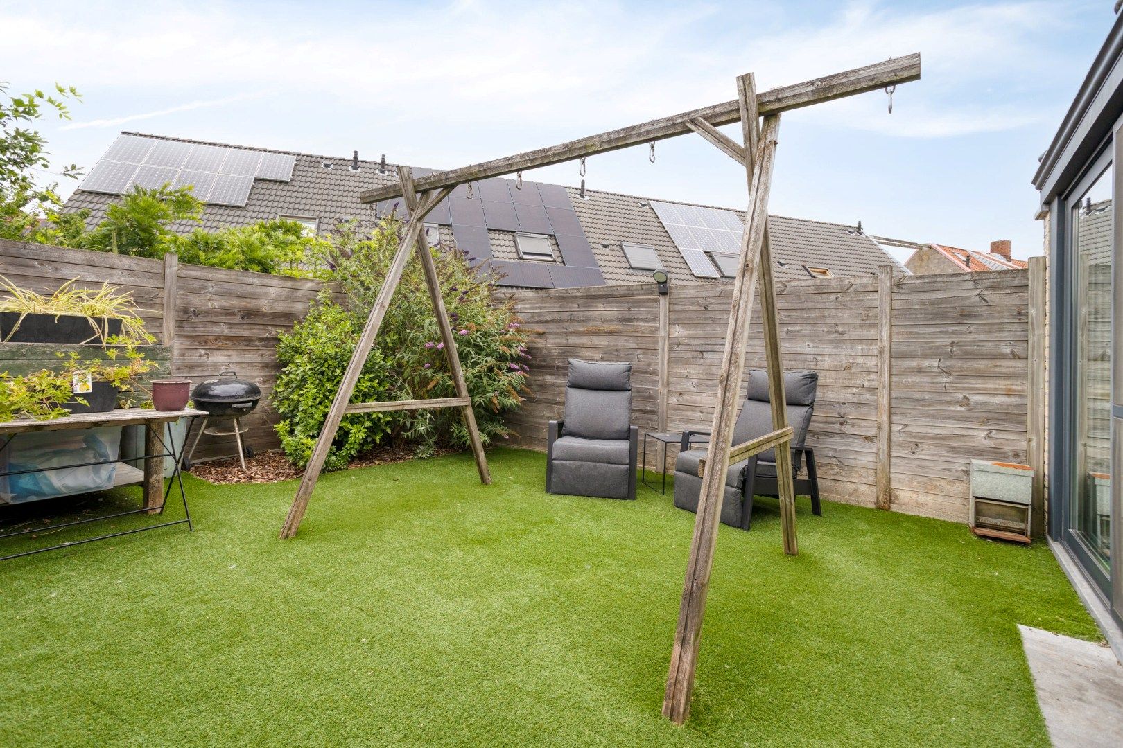 Ruime woning met 3 slaapkamers, garage en tuin! foto 14