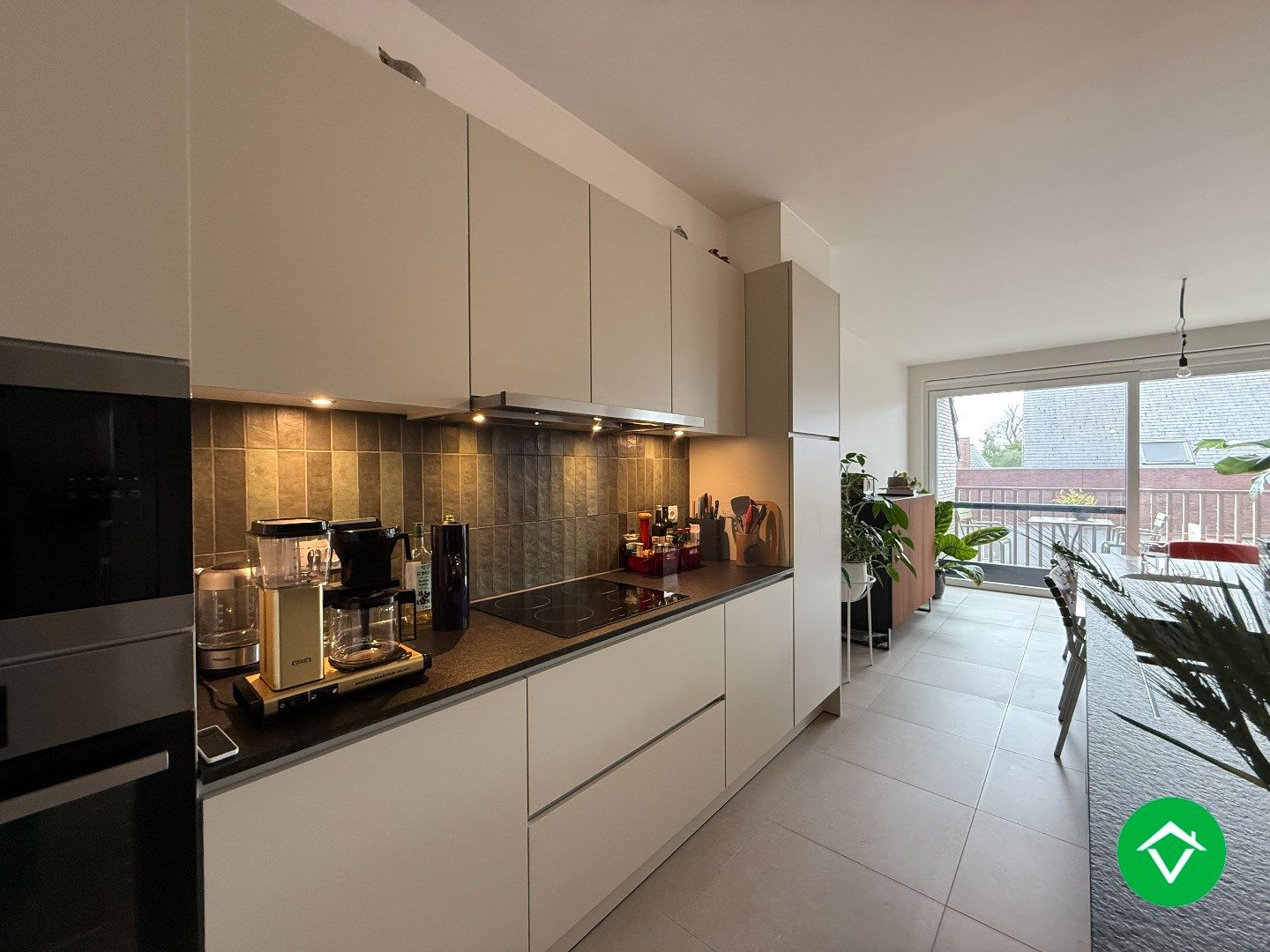 Nieuwbouwappartement met 3 slaapkamers, terras en autostaanplaats in hartje Gits foto 10