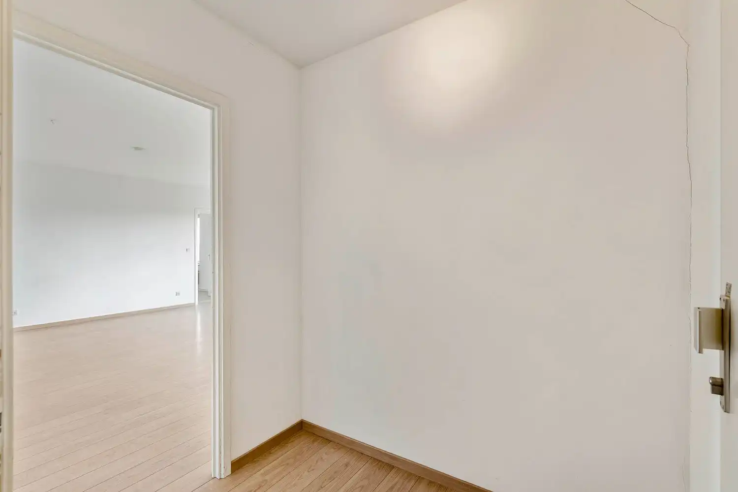 Goed gelegen en energiezuinig appartement met 3 slaapkamers, een terras en een kelder nabij het UZ gasthuisberg en IMEC te Heverlee! foto 2