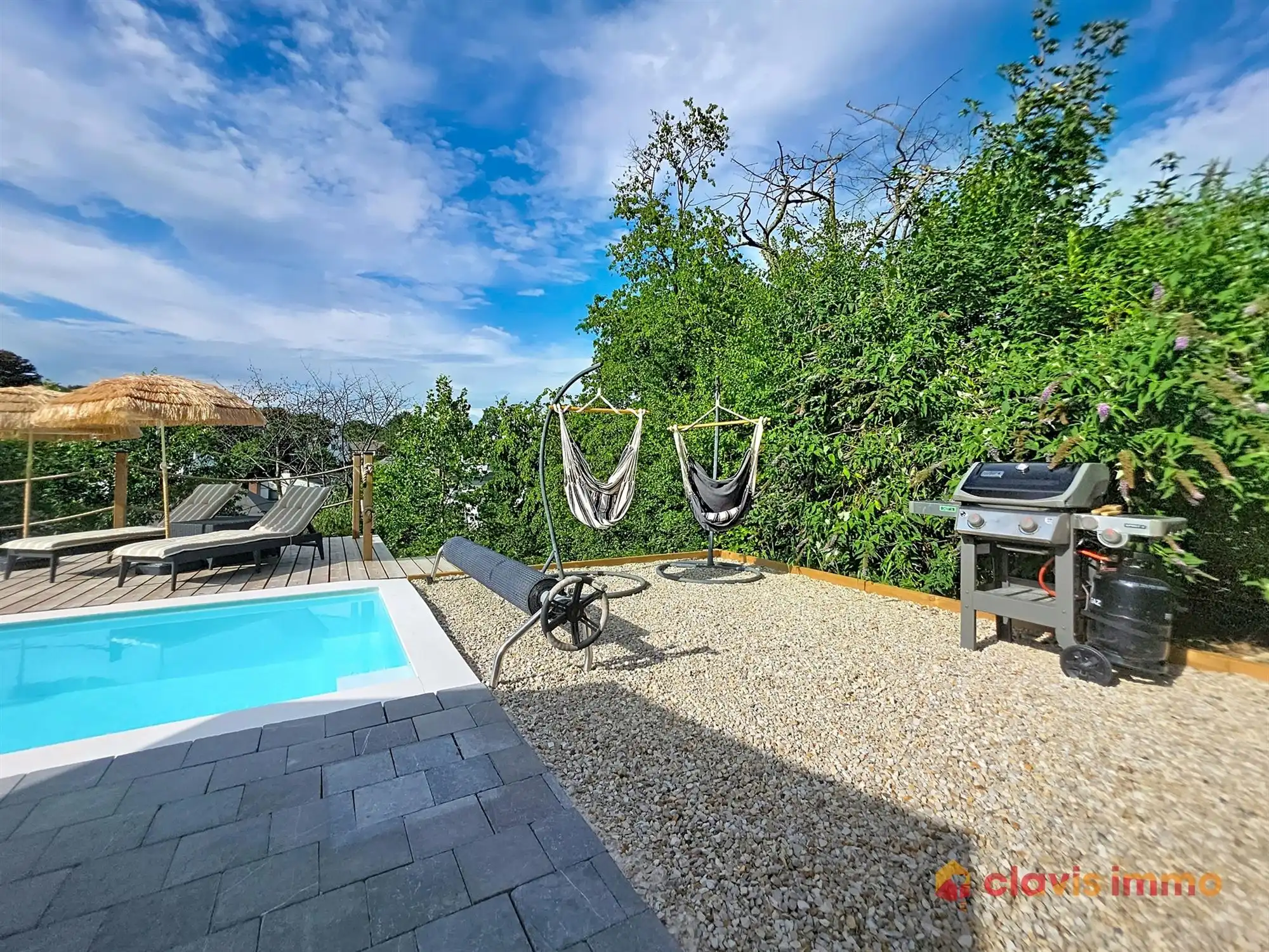 Schitterende woning met fantastische tuin foto 8