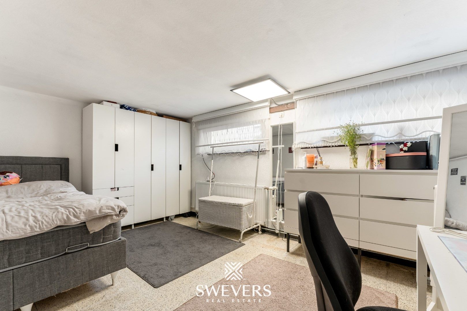 Unieke kans in Beverlo: ruime woning met loods, 5 slaapkamers en 2 badkamers foto 15