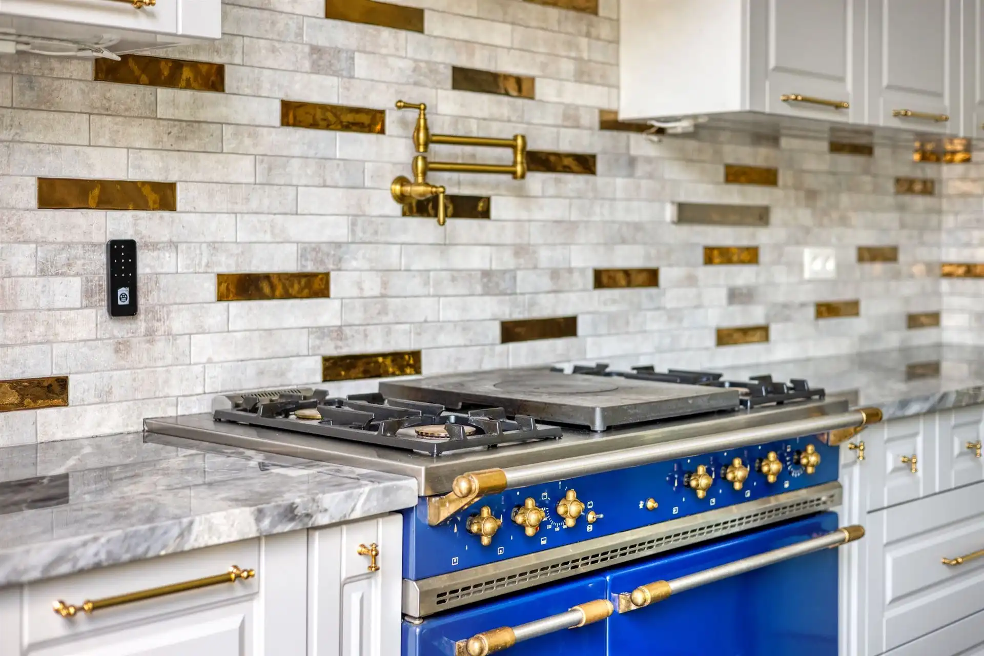 Prachtig gerenoveerde & charmante 3-gevel woning in centrum foto 16