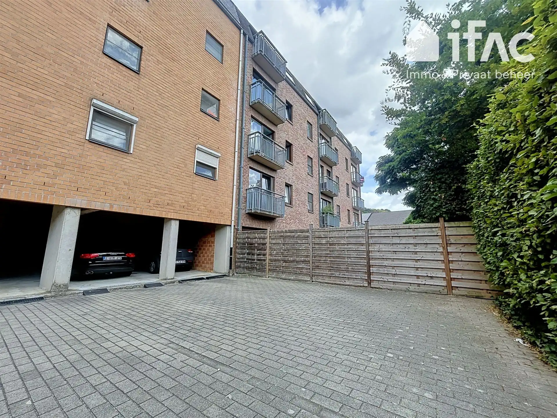 Aangenaam en goed gelegen duplex appartement foto 16