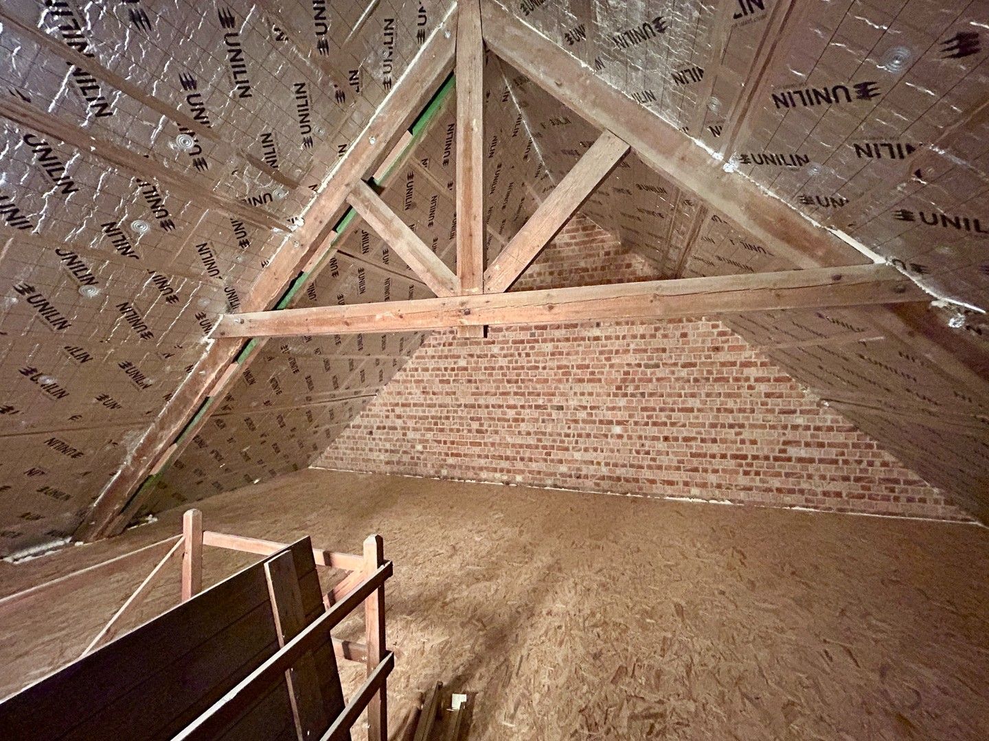 Karaktervolle woning met 3 slaapkamers te Pittem! foto 15