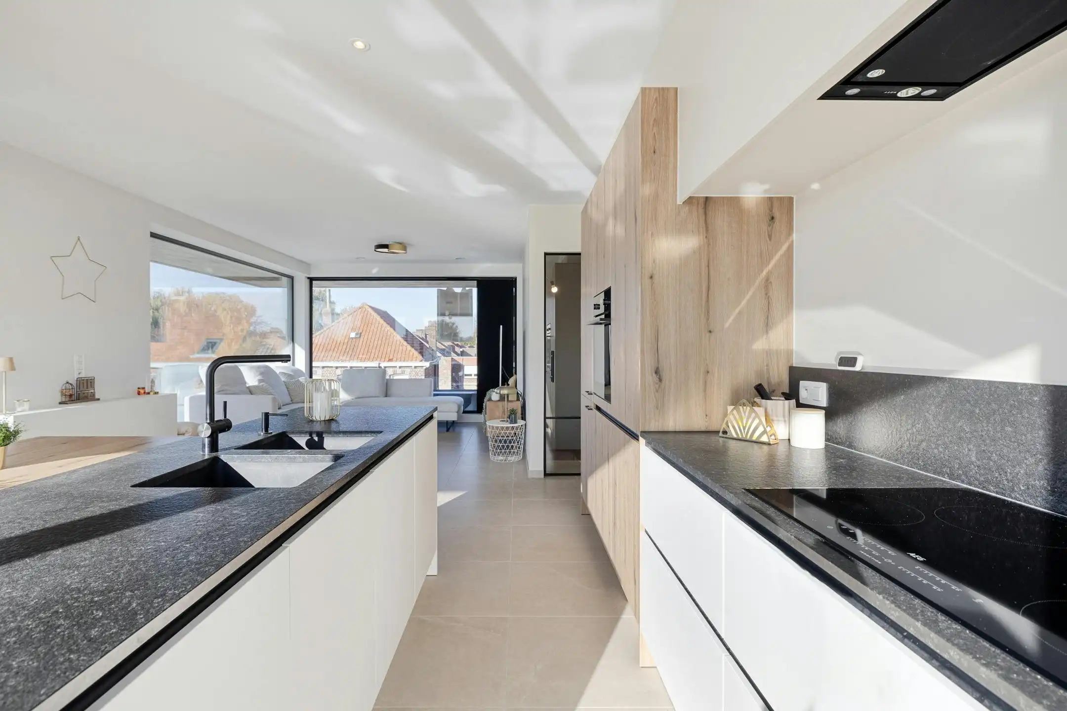 Appartement met lift, groot terras en prachtig verzicht foto 9