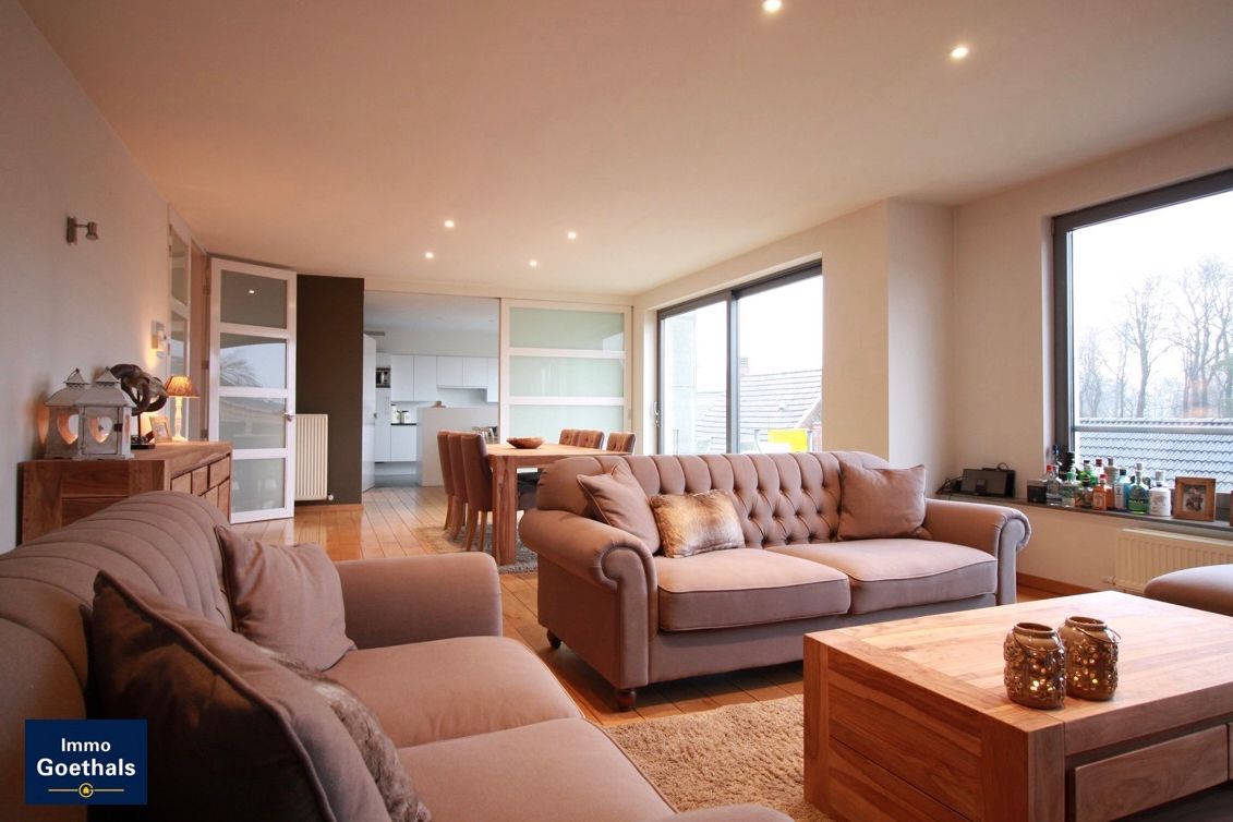 Luxe Appartement in centrum Waregem. foto 3