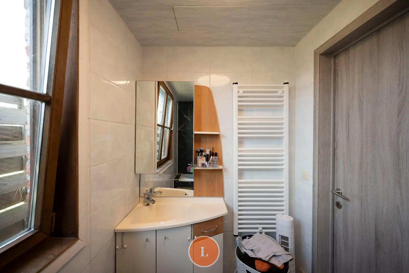 Bungalow met 2 slaapkamers, oprit en grote tuin foto 13