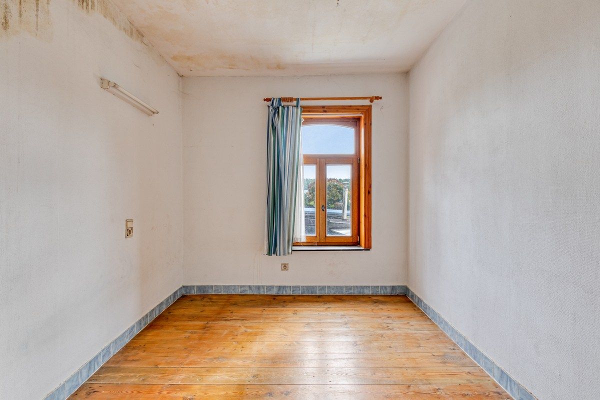 Ruime gezinswoning op mooi perceel nabij centrum Aspelare foto 12