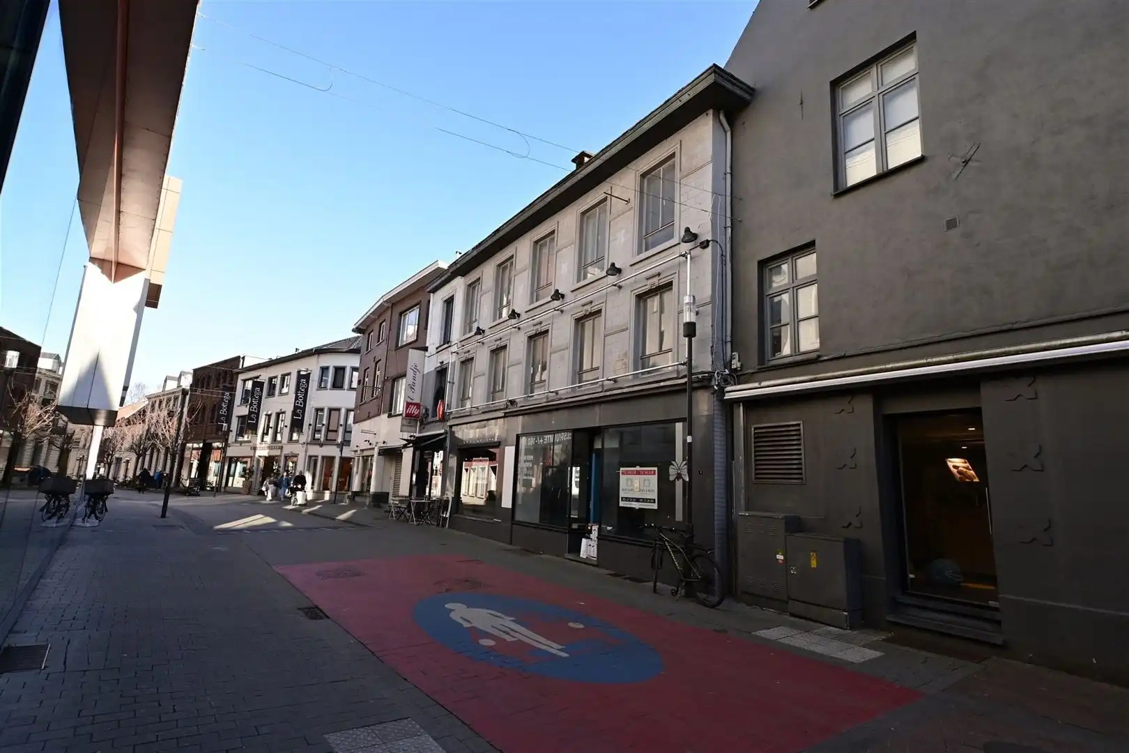 Commerciële ruimte/kantoor in de binnenstad foto 3