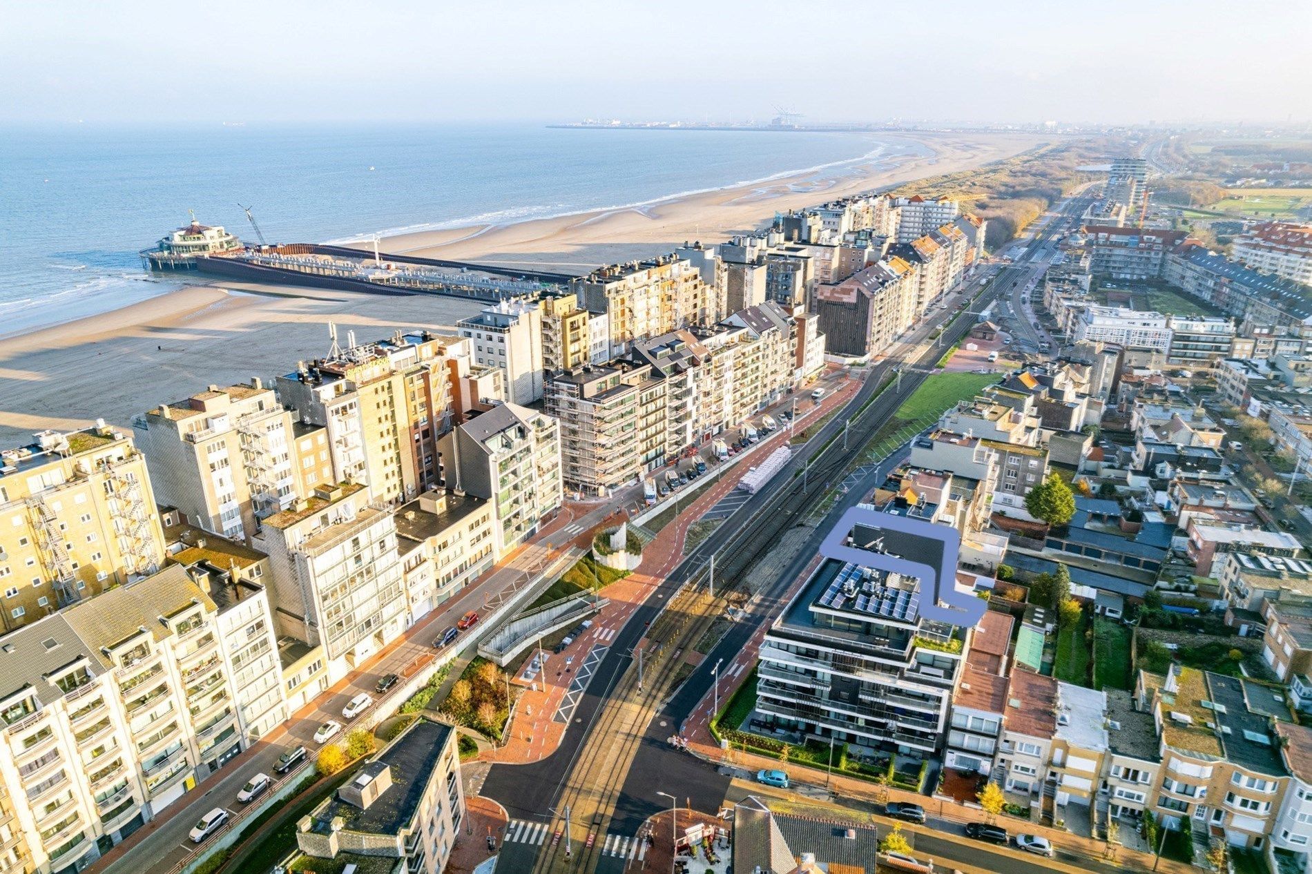 Energiezuinig  (E-20!) appartement aan het strand van Blankenberge  foto 3