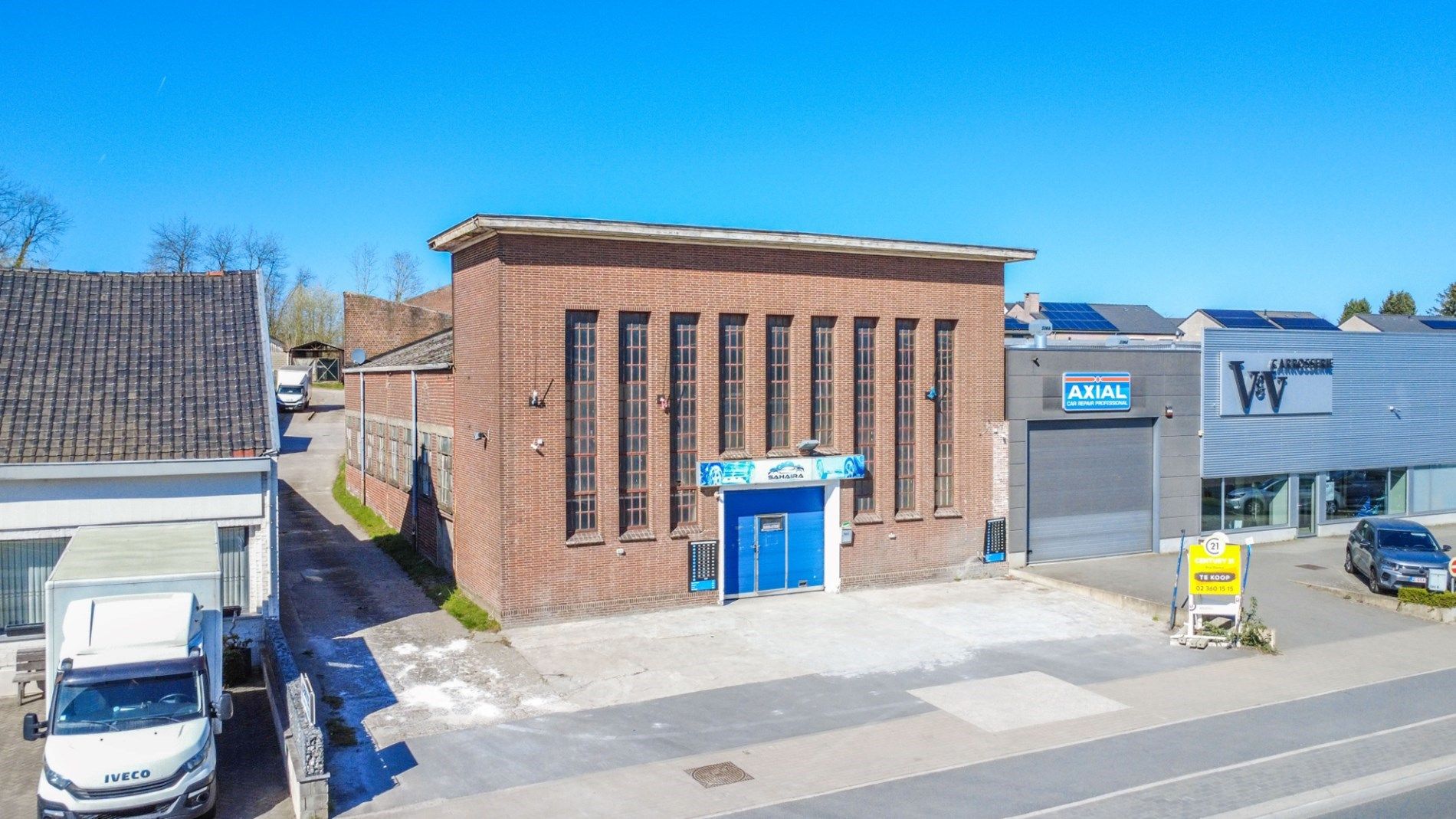 Uitstekend gelegen geheel van KMO-units / werkplaatsen! foto 6