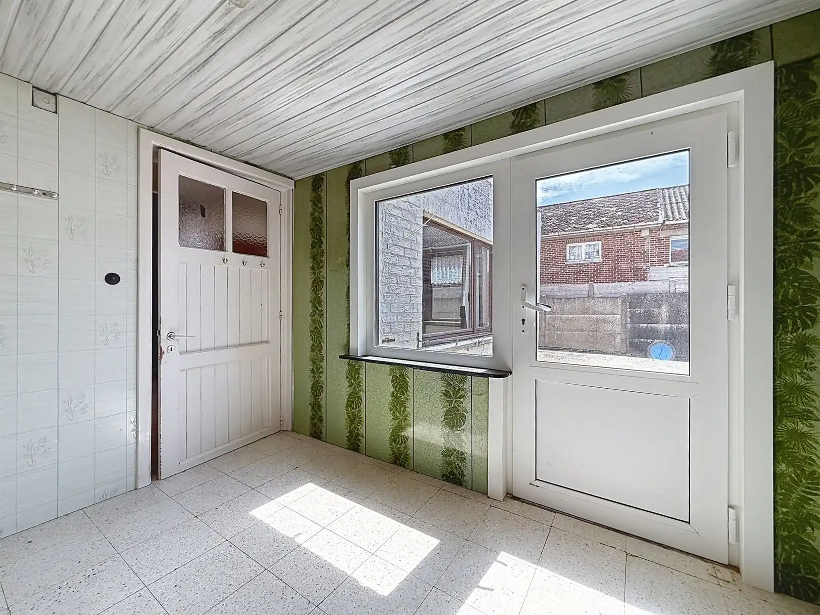 Te renoveren woning met 3 slpks en zolder, tuin, 12a 06ca foto 16