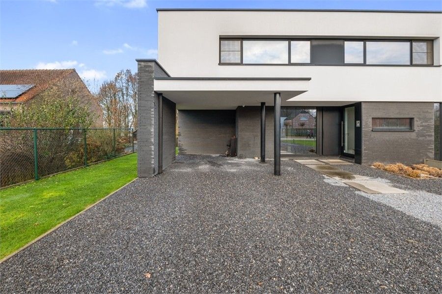 MAGNIFIEKE OPEN BEBOUWING MET GROOT ZWEMBAD EN 400M² AAN BEWOONBARE OPPERVLAKTE IN HET GEZELLIGE WELLEN foto 63