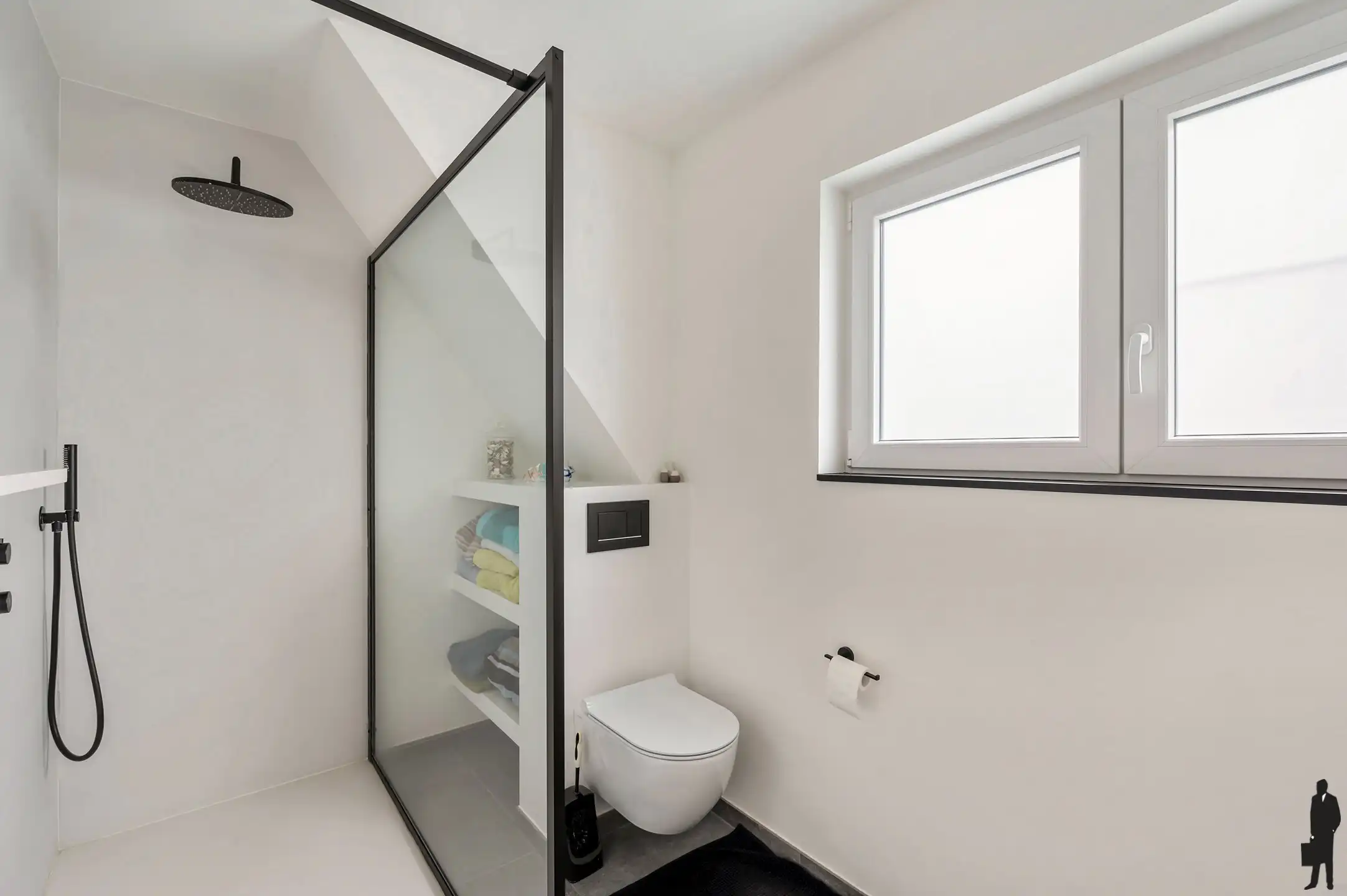 Instapklare vrijstaande woning (op ca. 865m² grond) op absolute toplocatie te Schoten!  foto 12