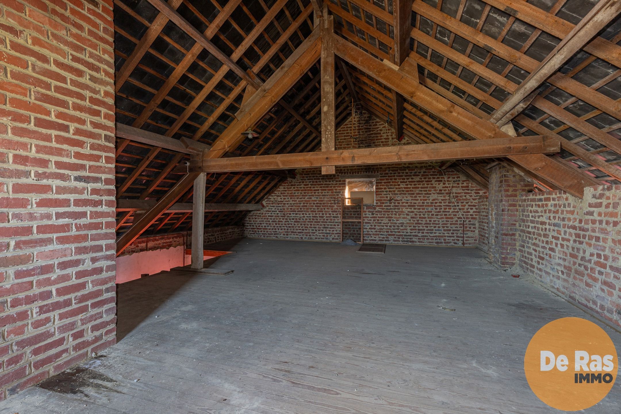 AAIGEM - Te renoveren woning met groot perceel  foto 14