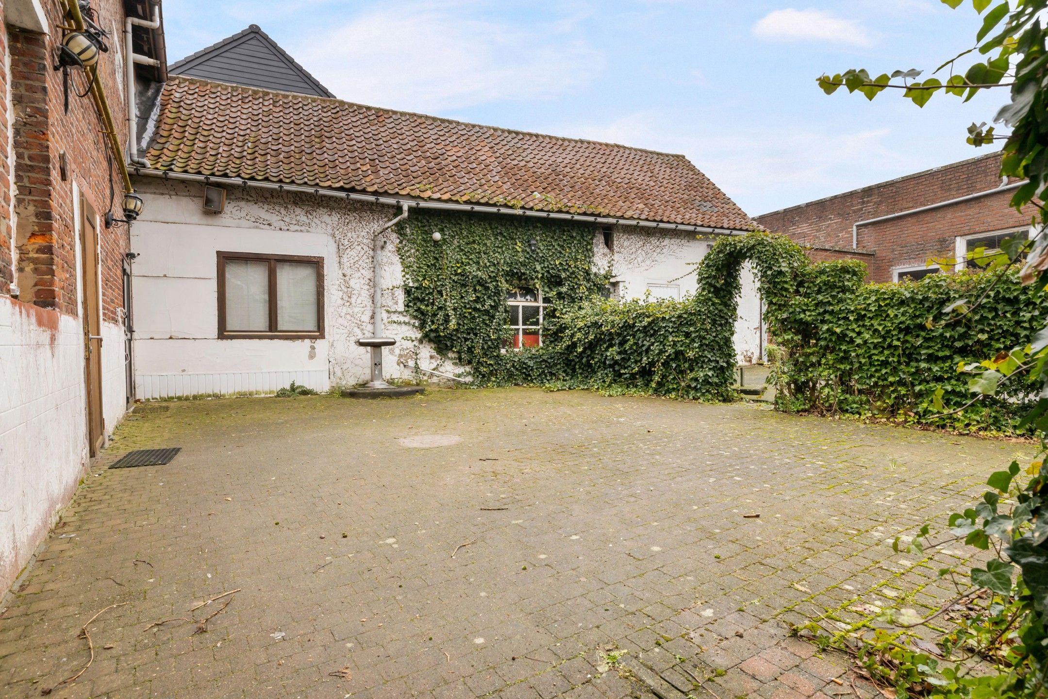 Horecazaak met feestzaal te Kester met heel wat mogelijkheden foto 8