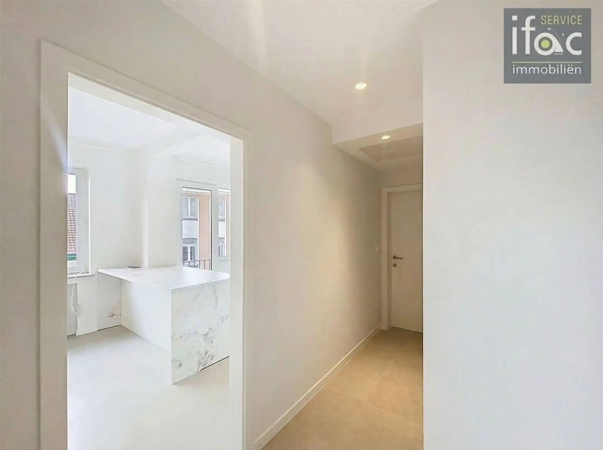 Gerenoveerd appartement met goede ligging foto 12