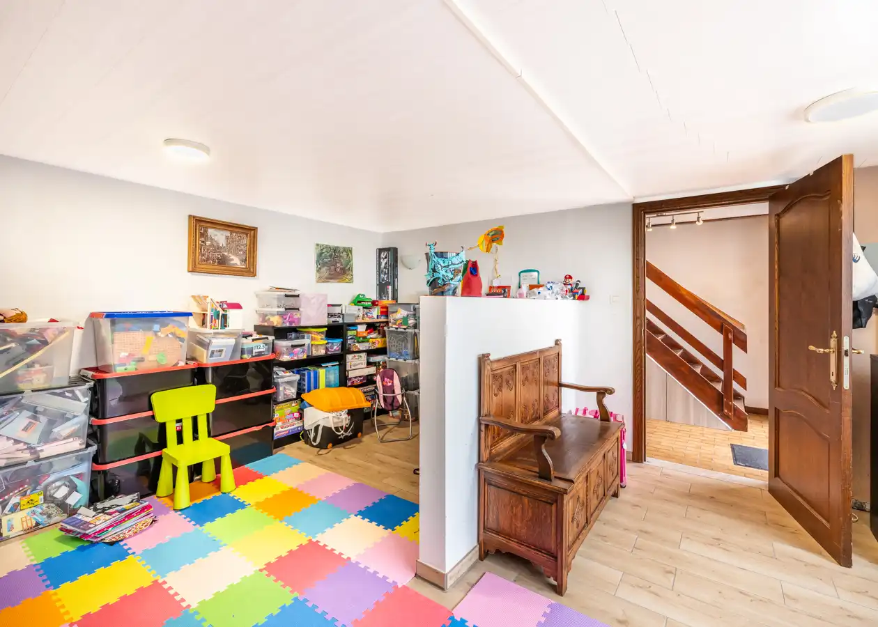 Bel étage, 4 slpk met zonnige tuin en eindeloos potentieel foto 2