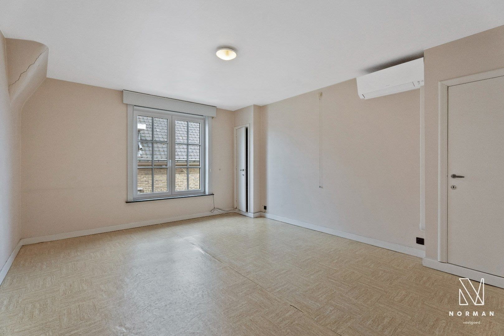 Alleenstaande woning op groot perceel te Deerlijk foto 13