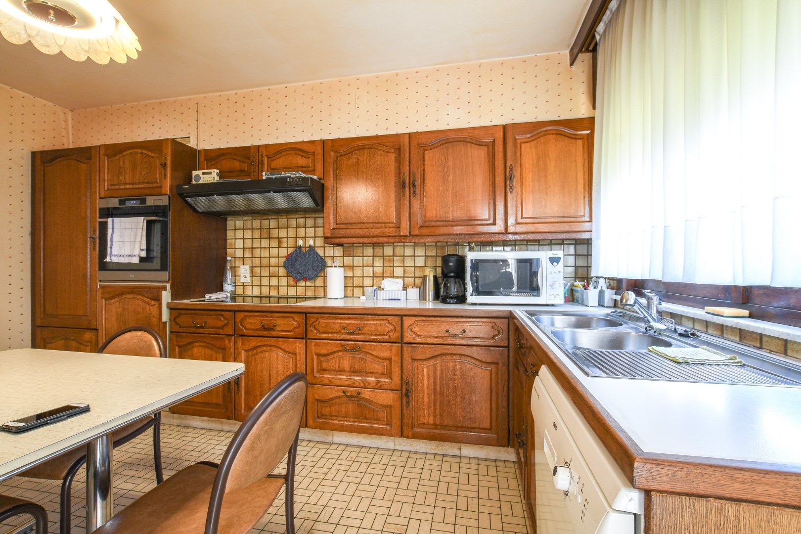 Ruime woning met 5 slaapkamers (3 gelijkvloers), zonnige tuin en topligging in Wenduine! foto 11