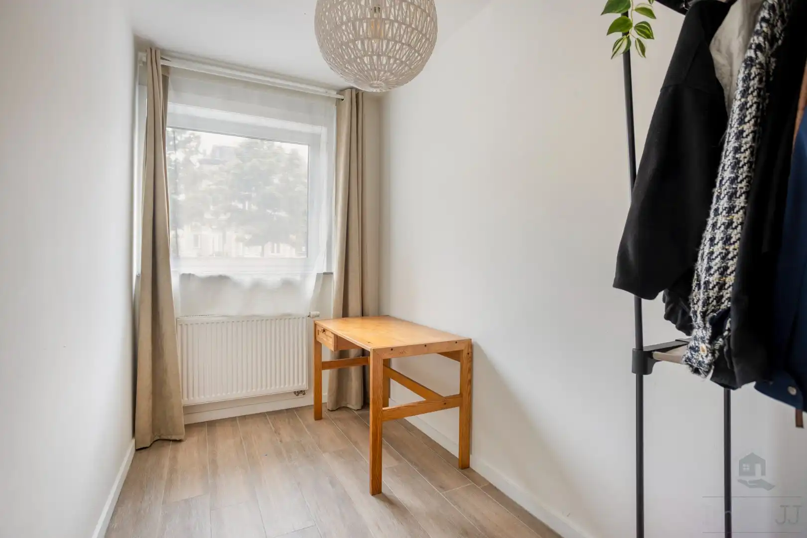 Gerenoveerd gelijkvloers appartement foto 12