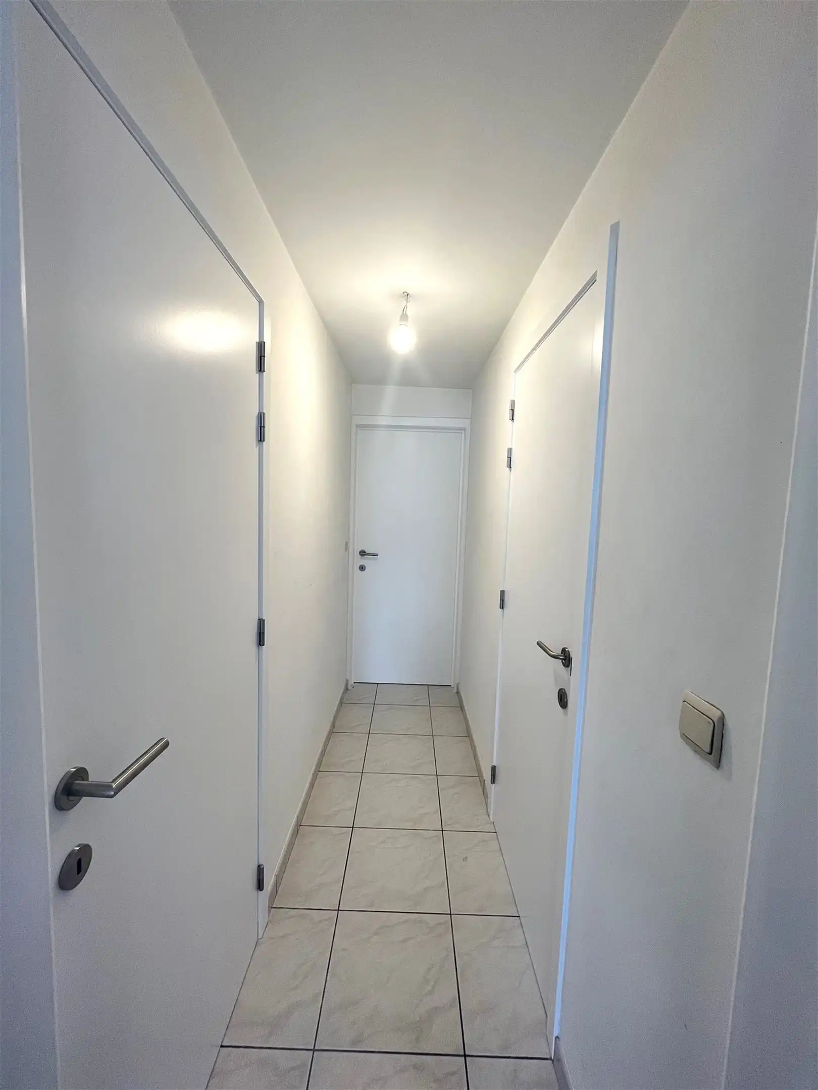 Dakappartement TE HUUR foto 7