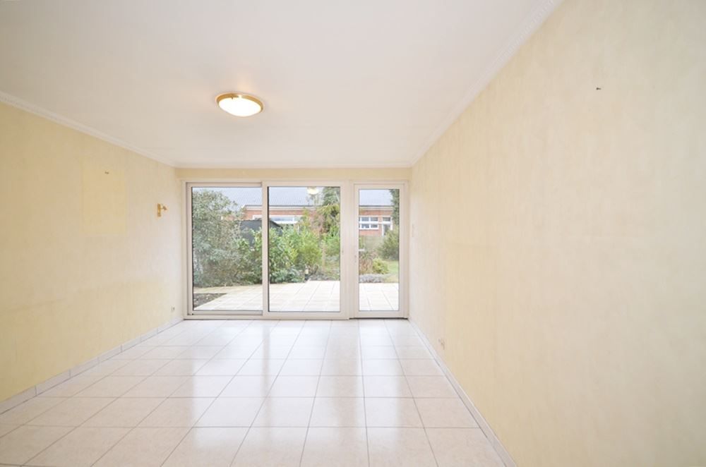 CENTRAAL GELEGEN HANDELSPAND MET VELE MOGELIJKHEDEN IN HET CENTRUM VAN HECHTEL! foto 14