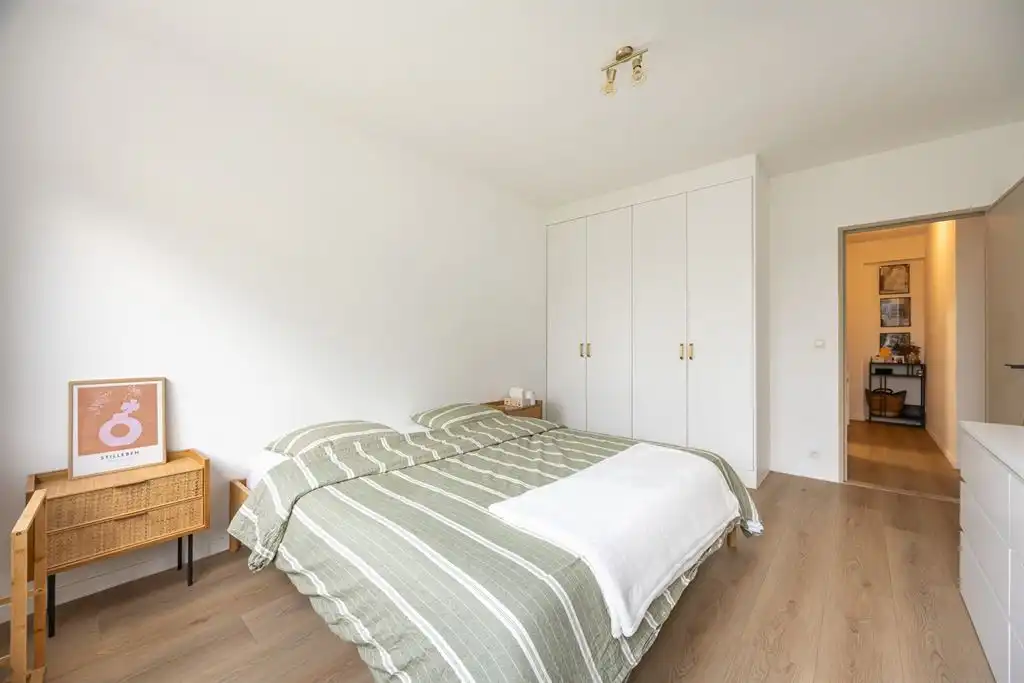 Lichtrijk appartement met 3 SLK foto 10