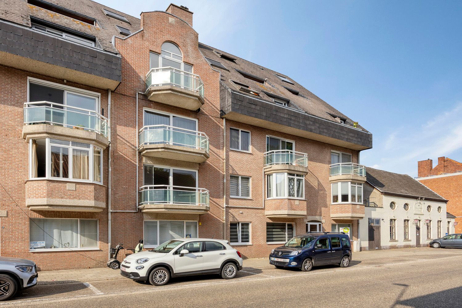 RUIM EN LICHT APPARTEMENT MET 3 SLPKS, TERRASSEN EN GARAGE IN HET HARTJE VAN LUMMEN! foto 26