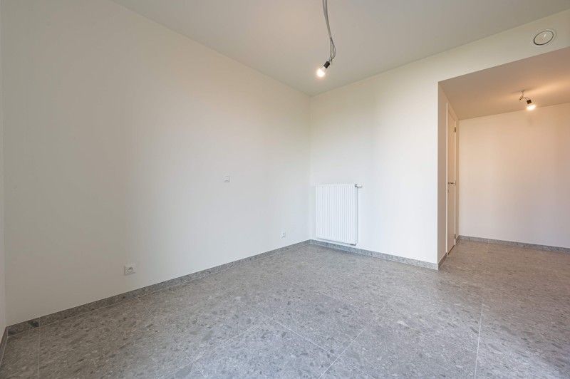 !LAATSTE KANS AANKOOP 6% BTW ! Instapklaar 2 slaapkamerappartement in residentie DAC'ART Izegem. foto 6