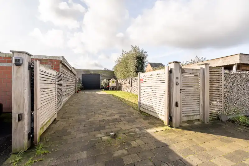 Energiezuinige woning met loods van 250m². foto 27