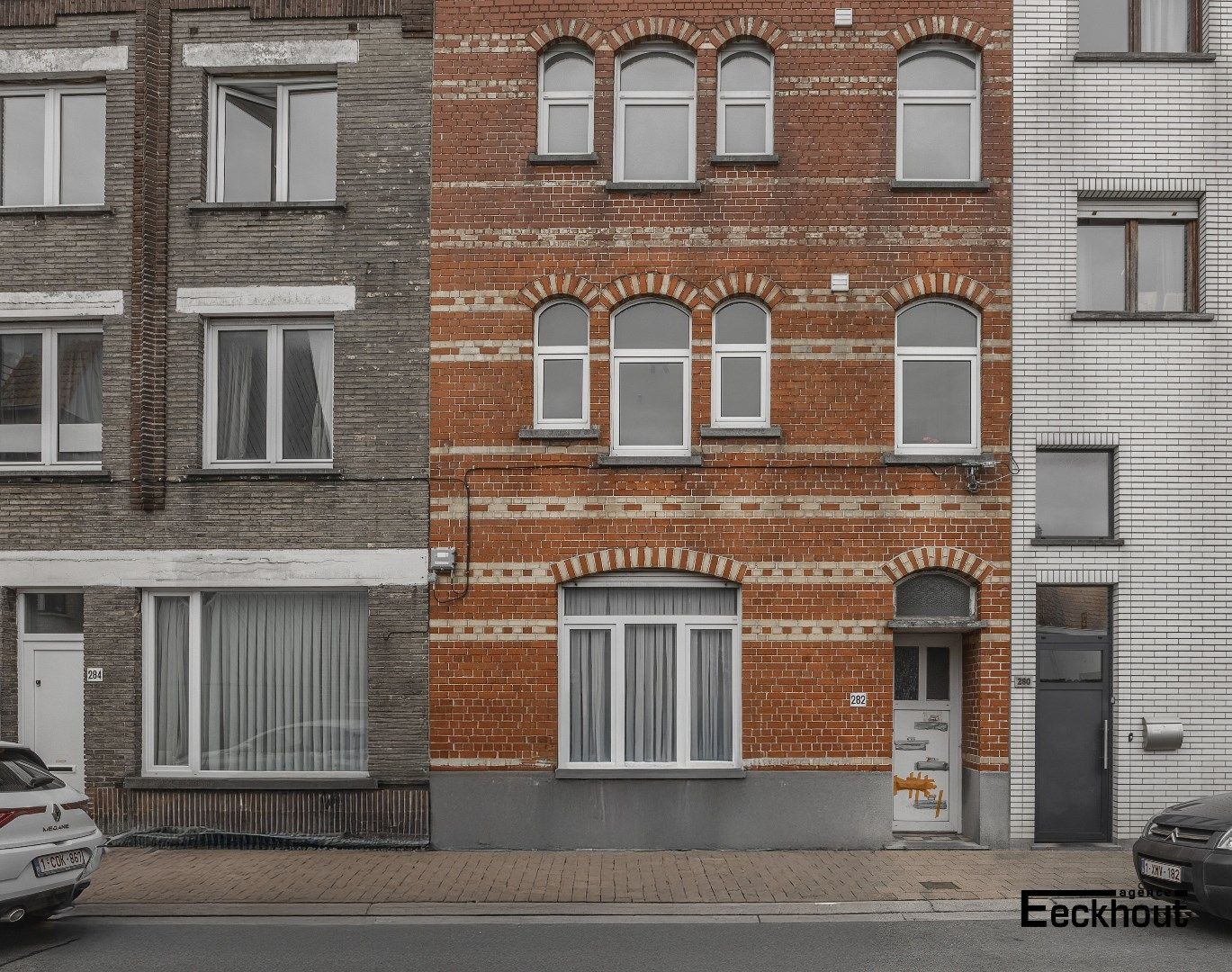 Verder te renoveren opbrengsteigendom op gunstige ligging te Bredene-Duinen! foto 2