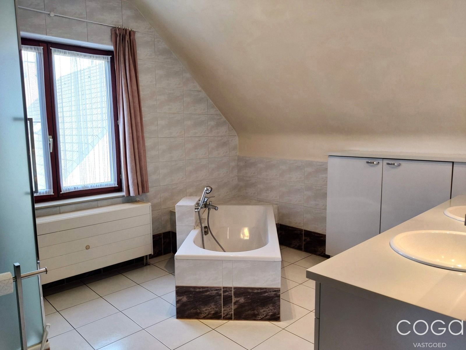 Landhuis met 4 slpks op TOP-LIGGING foto 15