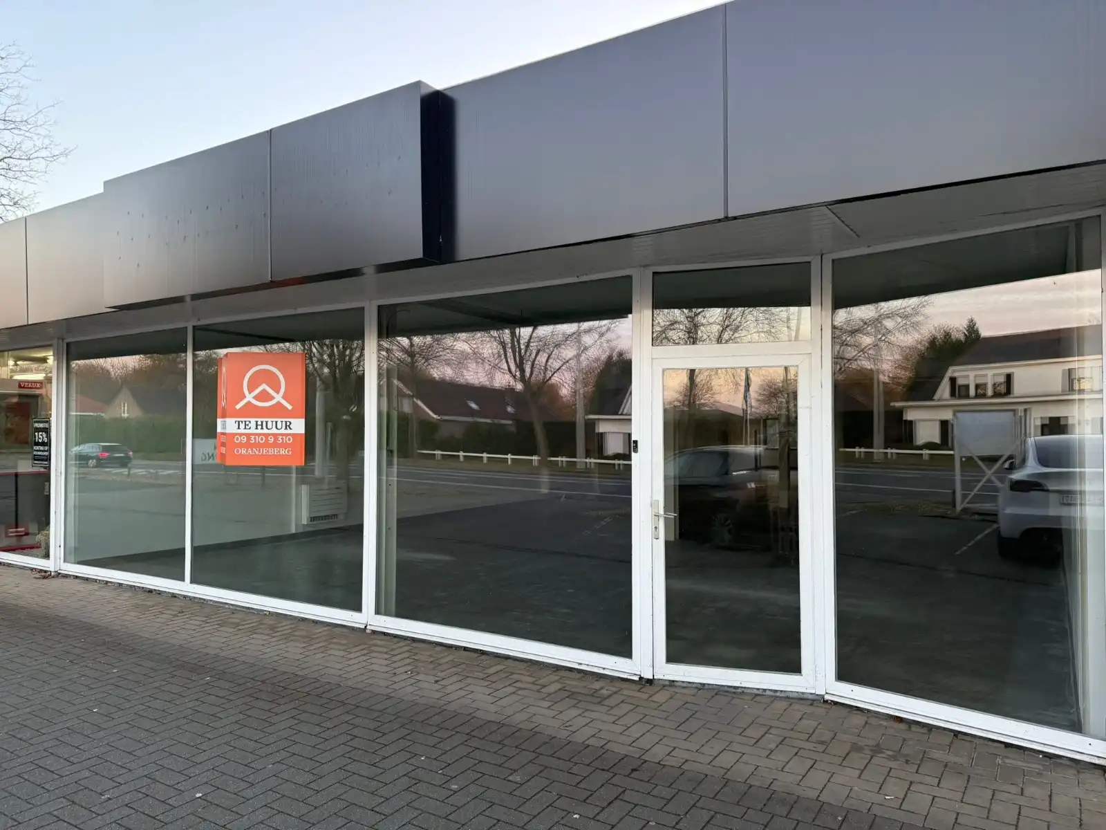 Handelsruimte langs de N9 – Lievegem foto 2