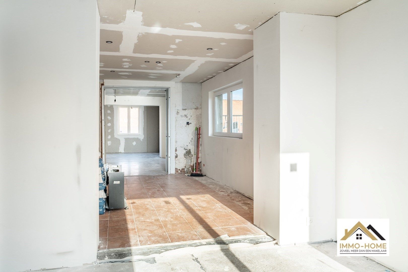 Deels gerenoveerde woning vol potentieel  foto 14