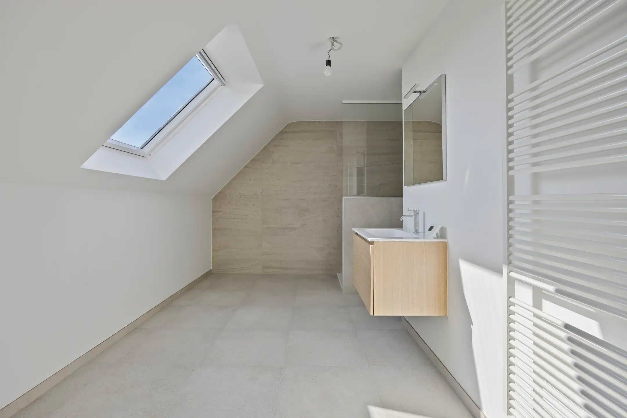 Nieuwbouwwoning met 6 slaapkamers & 3 badkamers (aan 6% btw) foto 24