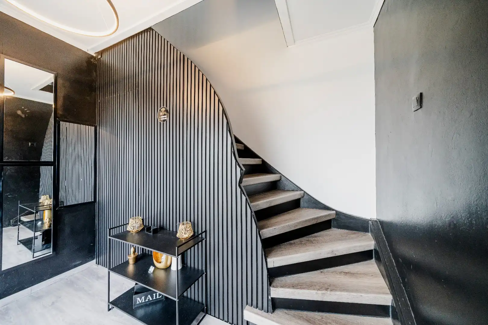  Ruime gezinswoning met polyvalente zij-aanbouw foto 4