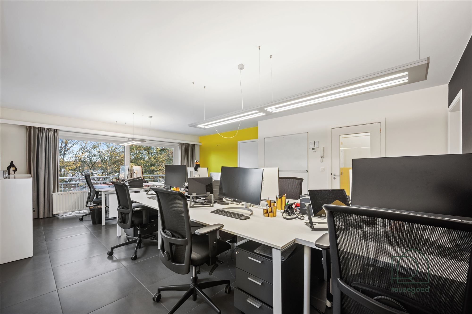 Licht en verzorgd appartement met 2 slaapkamers nabij de vernieuwde Heyvaertsite foto 2