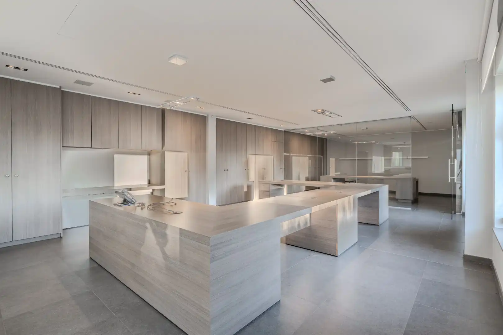 Standingvol handelspand op topligging in Nieuwpoort-Bad foto 9