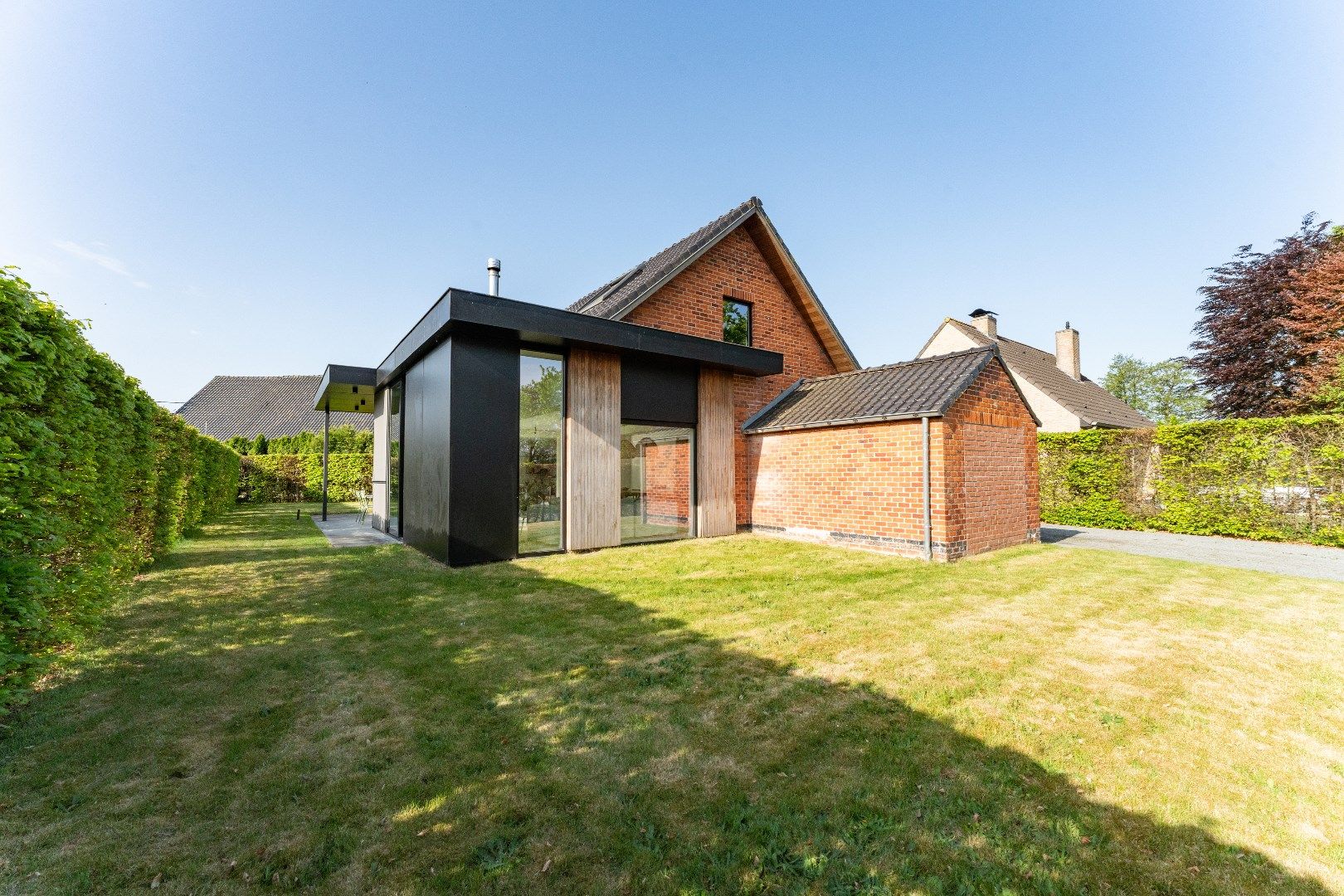 Hedendaagse woning met een warme uitstraling, rustig en groen gelegen  foto 3