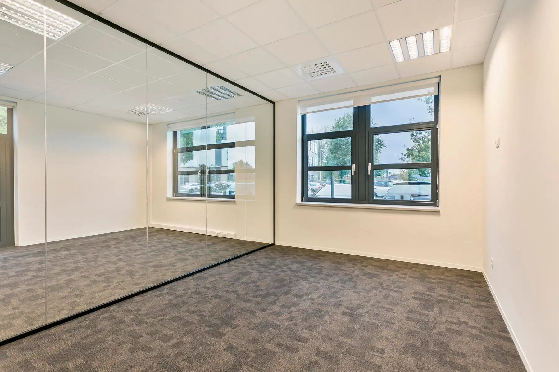 1ste verdieping van gebouw D foto 14